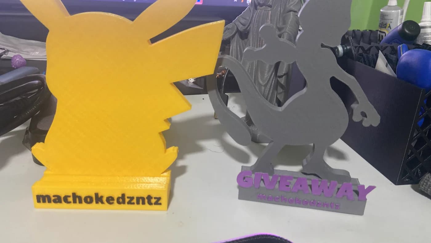 Custom name display stands